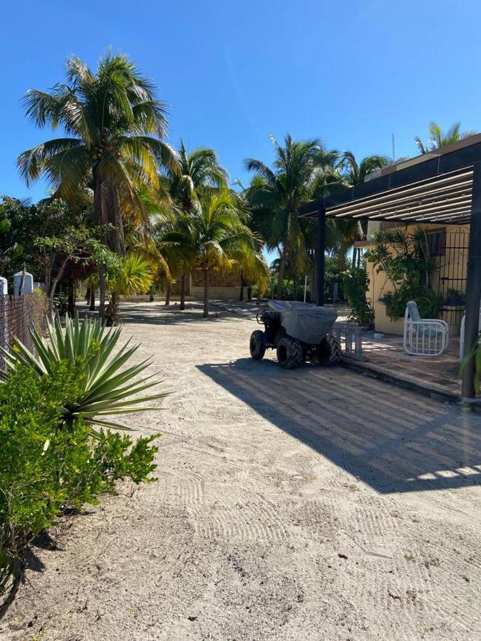 Casa Ibiza Celestun Villa Eksteriør bilde