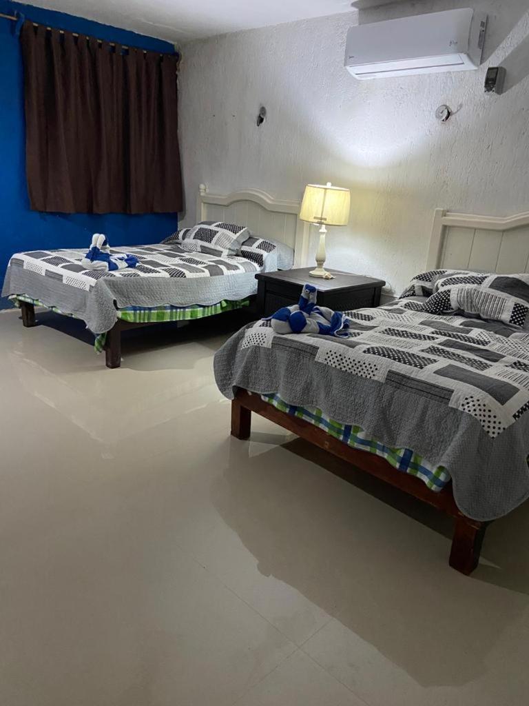 Casa Ibiza Celestun Villa Eksteriør bilde